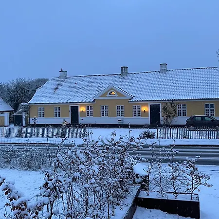 Holiday home Gamle Skole